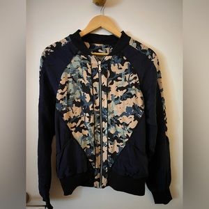 Rebecca Minkoff
Nolan Silk Camo-Printed Bomber Jacket size M women